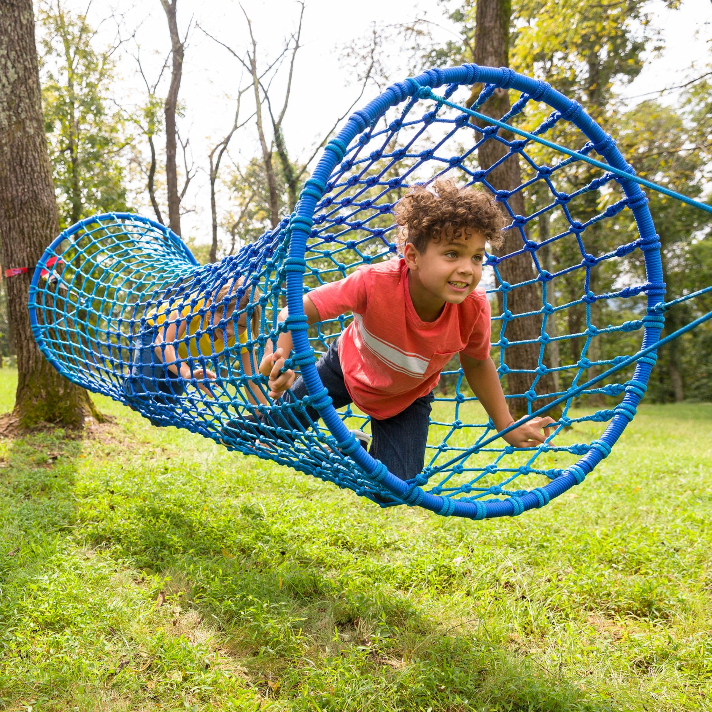 Hanging Climbing Rope Tunnel - Kids Outdoor Active Activity Horizontal  Woven Climbing Net Tube/Hammock with 400 Lbs. Weight Capacity - Safe &  Sturdy Obstacle Course Bridge (8 Ft 9”) with Carrier 