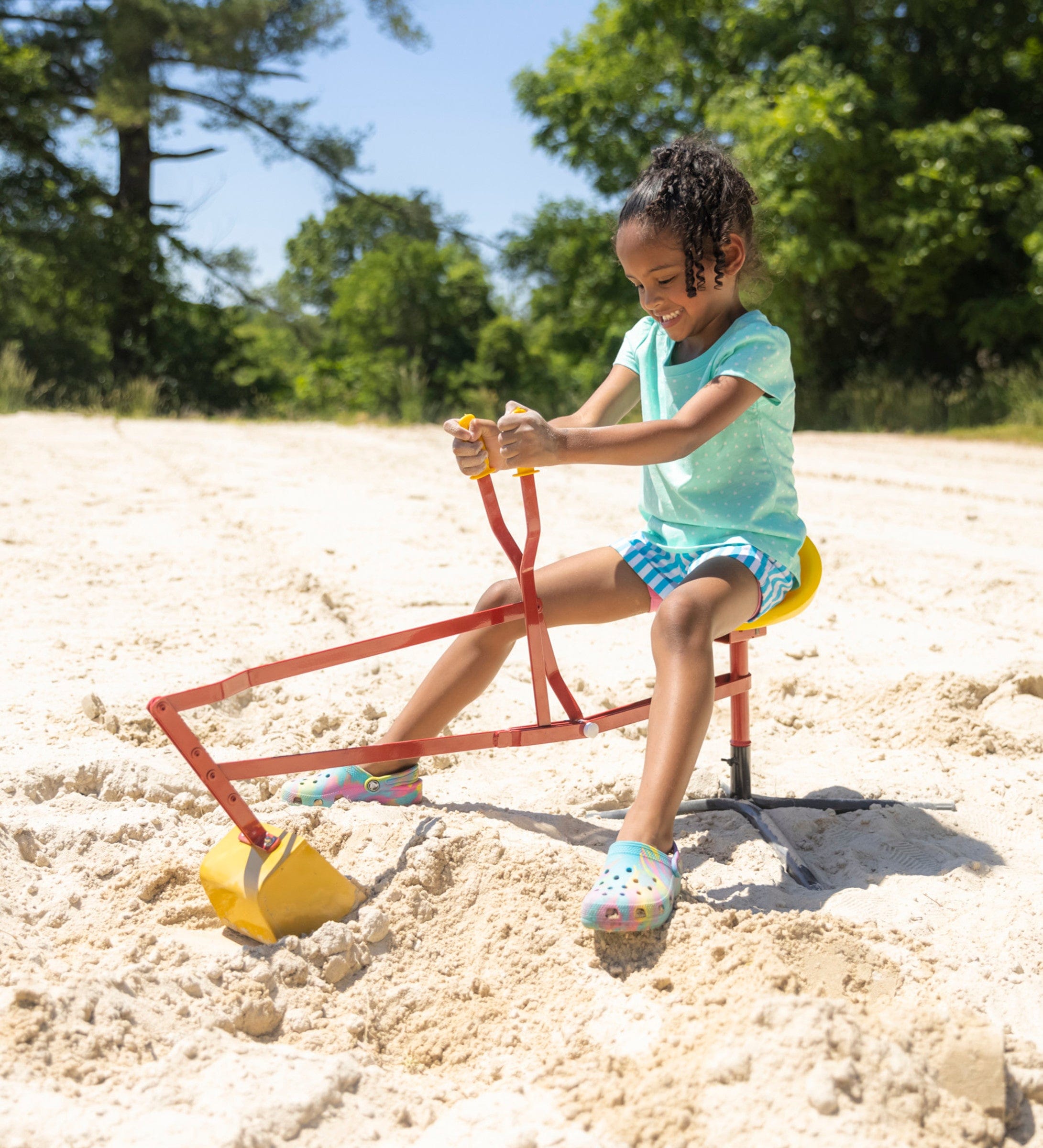 Sand store excavator toy