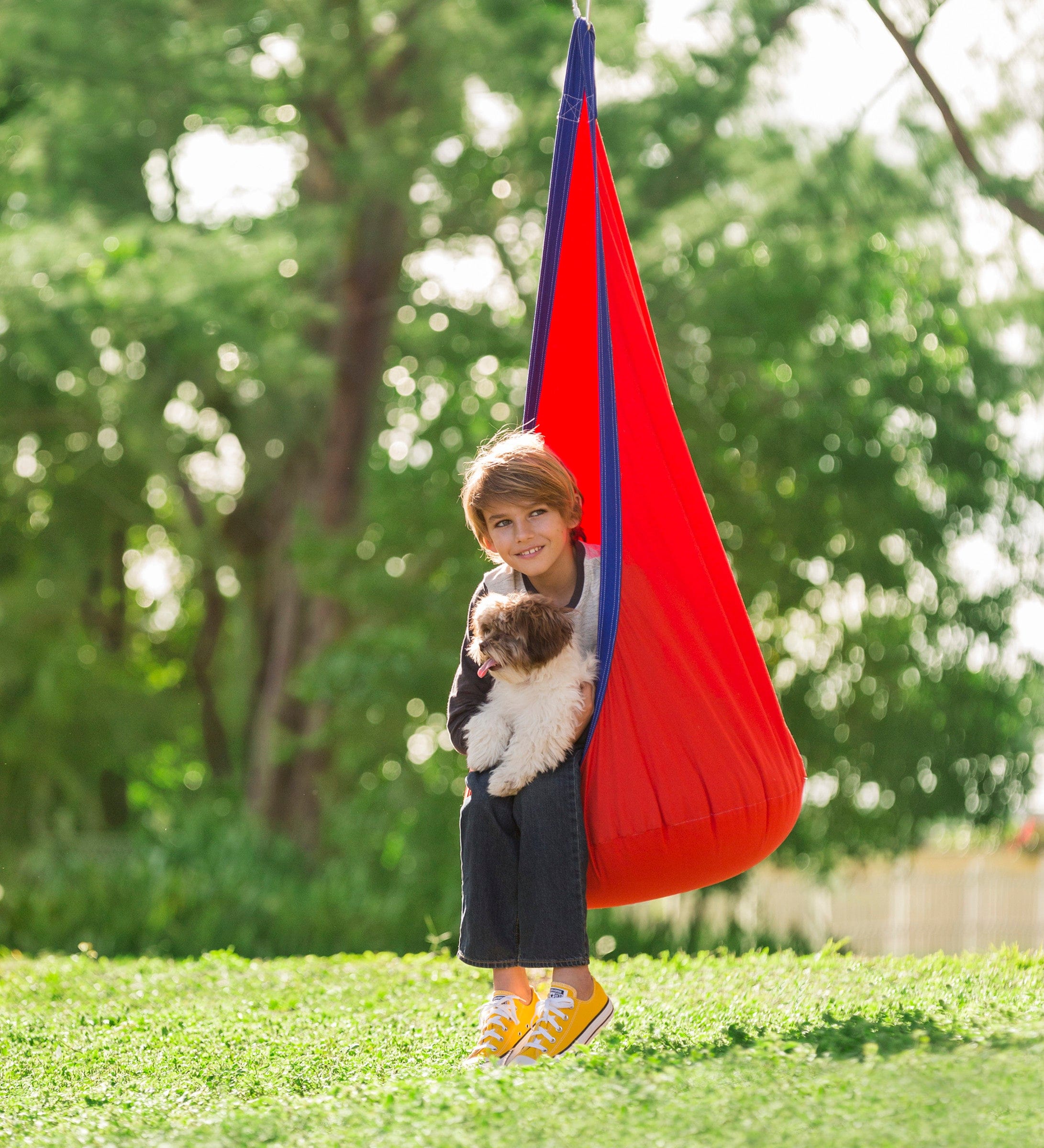 Cozy hanging pod chair hot sale