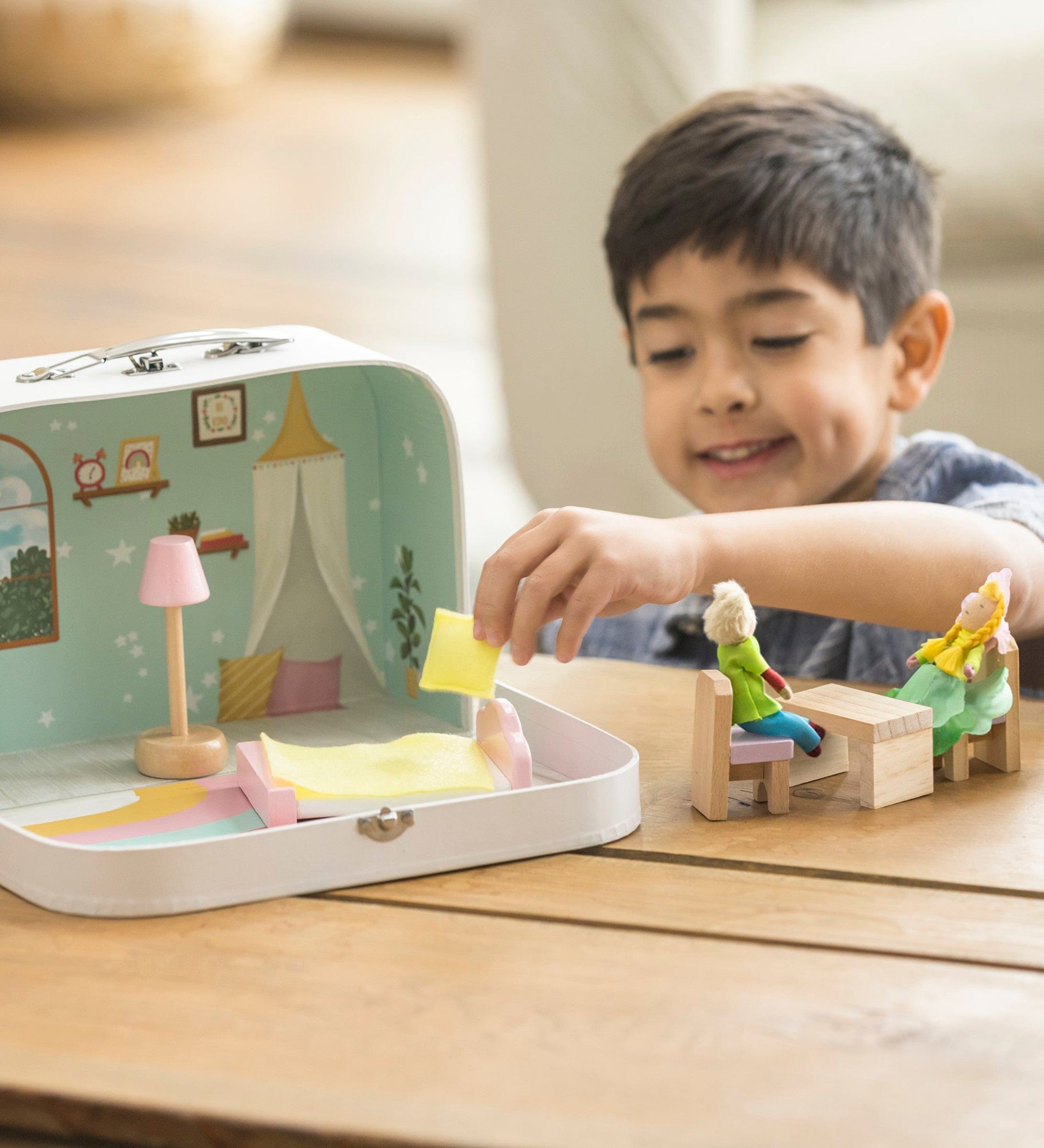 Travel dollhouse deals